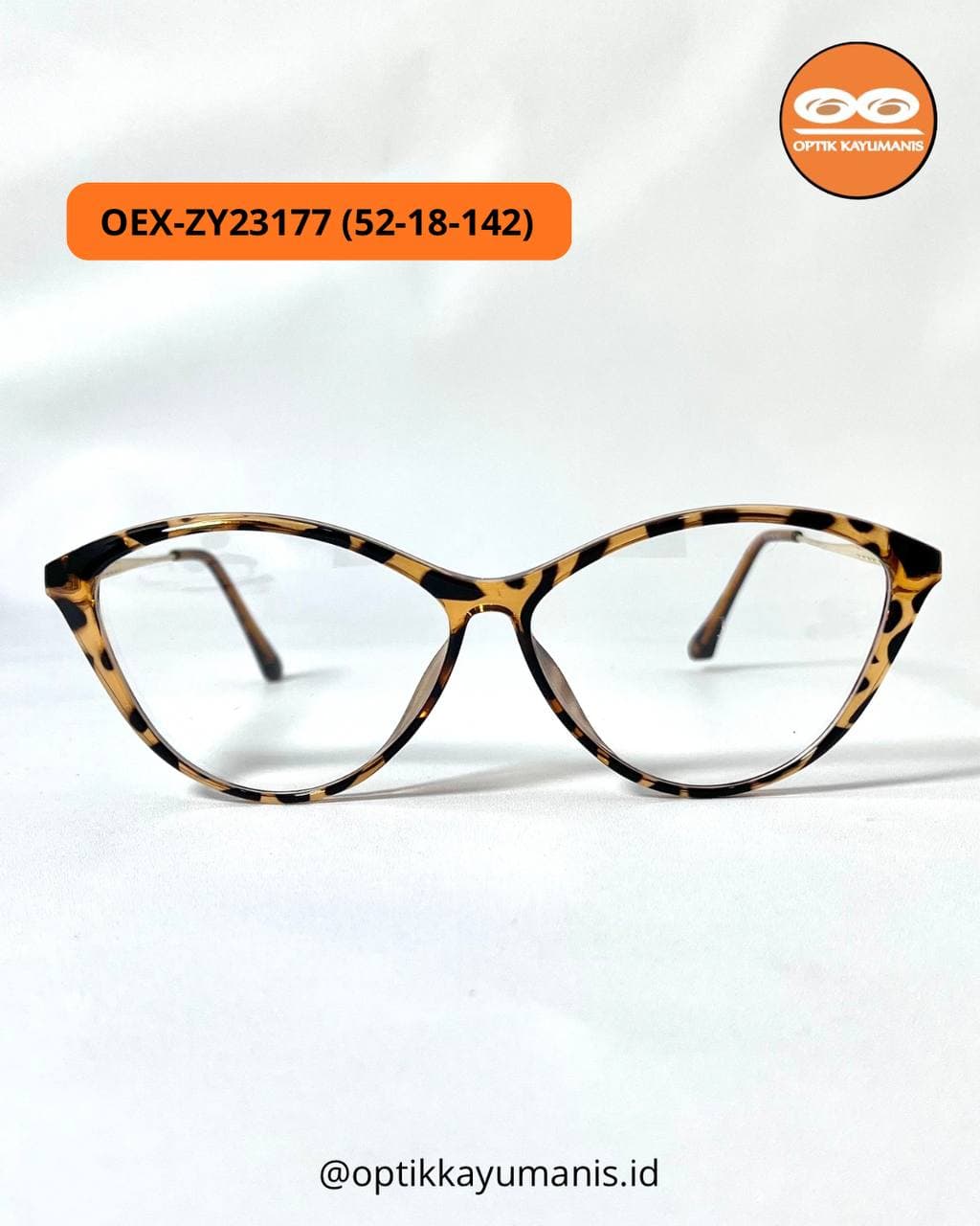 Kacamata cat eye